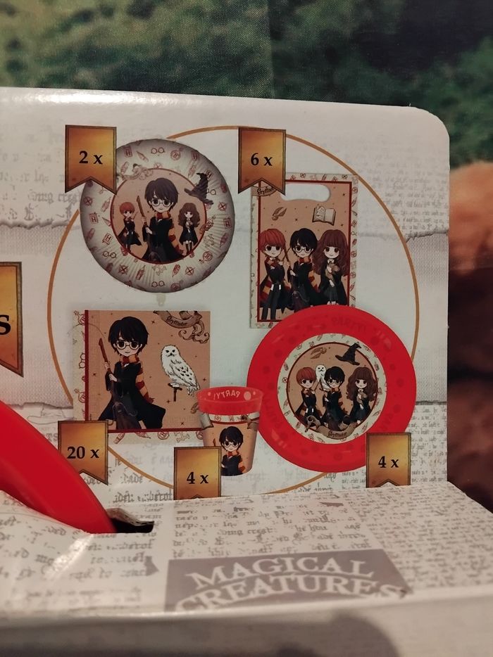 Lot anniversaire Harry Potter neuf - photo numéro 2