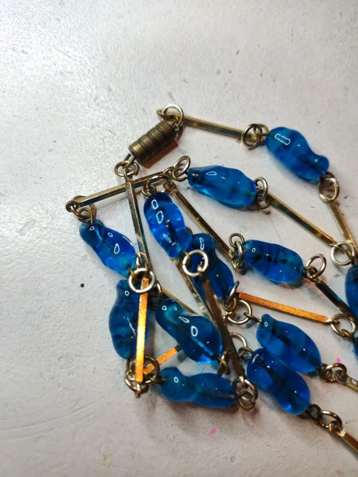 Sautoir 70 cm perles en verre bleues vintage - photo numéro 5