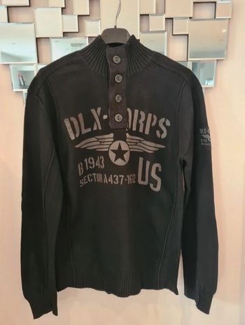 Joli pull noir Deeluxe taille M