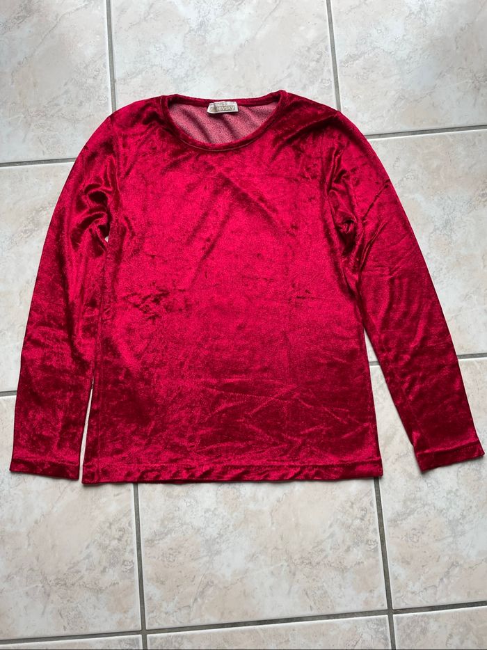 TEE shirt
