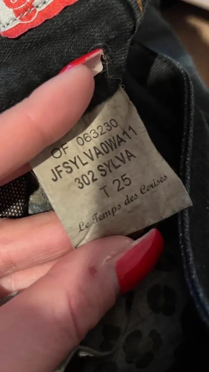 💕 Jean slim noir effet délavé taille 25 (34-36) #LTC #letempsdescerises - photo numéro 2