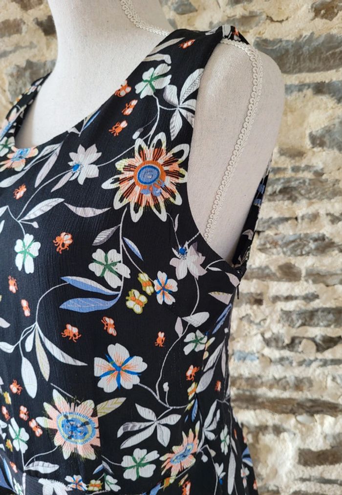 Robe fleurie noire sans manches Anna Ellis Taille XL ou 42 - photo numéro 3