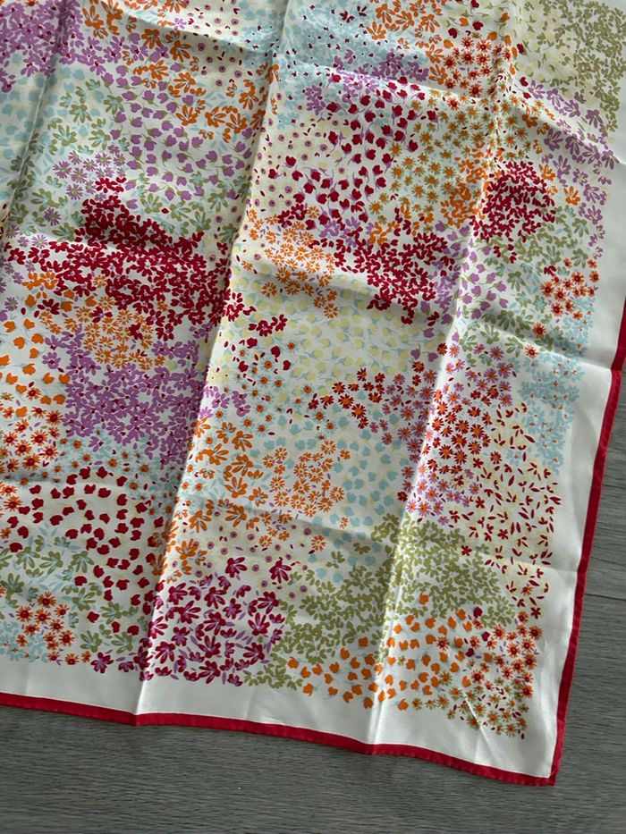 Foulard carré de soie à fleurs multicolore Vintage 52x52cm - photo numéro 2