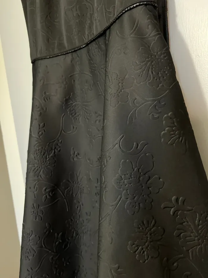 Robe de soirée noire - photo numéro 3