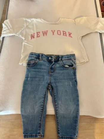 Ensemble bébé fille taille 9mois