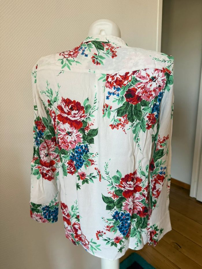 Blouse blanche à fleur en très bon état taille S Zara - photo numéro 3