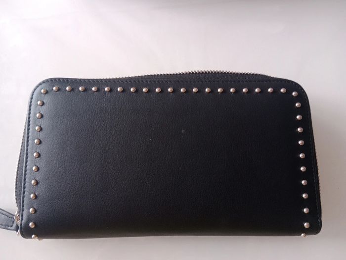 Porte feuille zippé Givenchy neuf - photo numéro 11