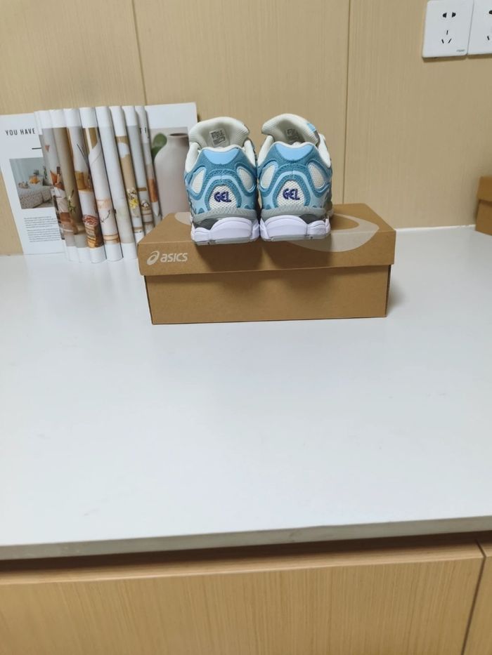 Originais ASICS Gel-NYC Cream Arctic Sky Taille 42.5 - photo numéro 2