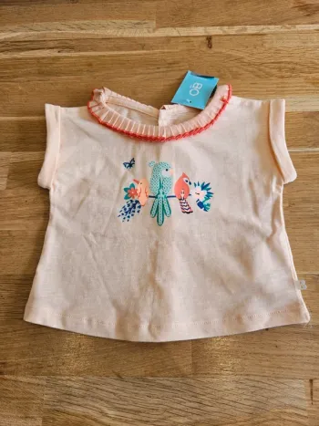 T-shirt 3 mois neuf