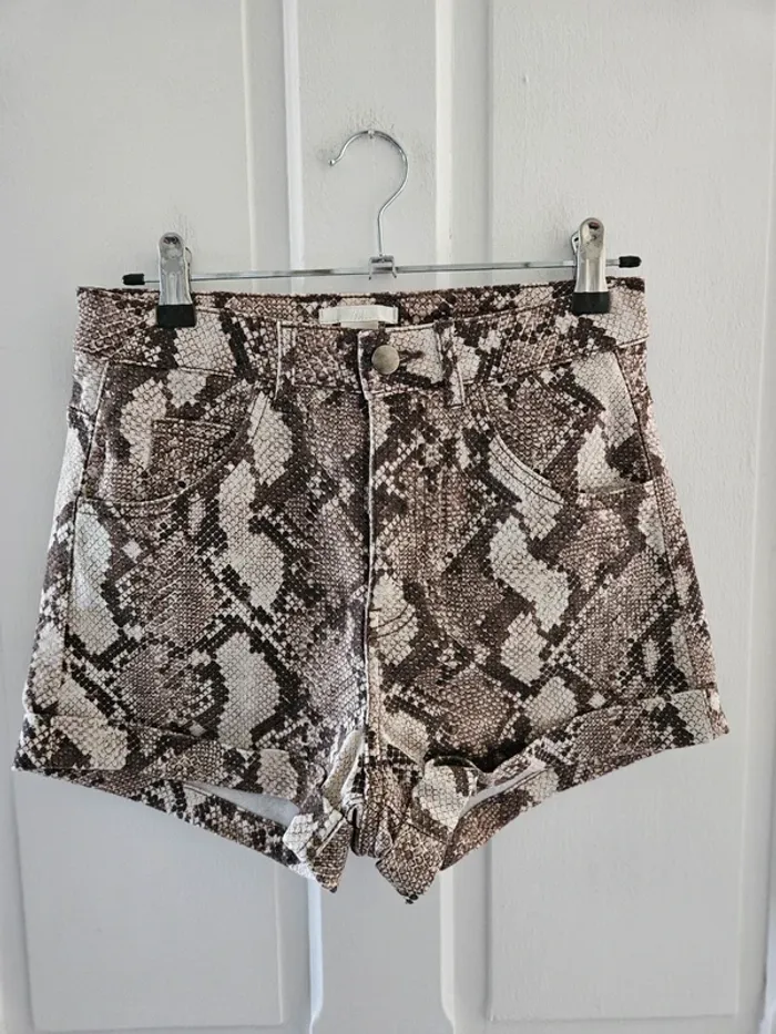 Short H&M T.36