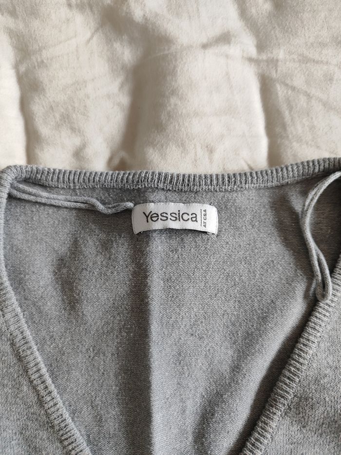pull gris Yessica - élégant et minimaliste - photo numéro 3