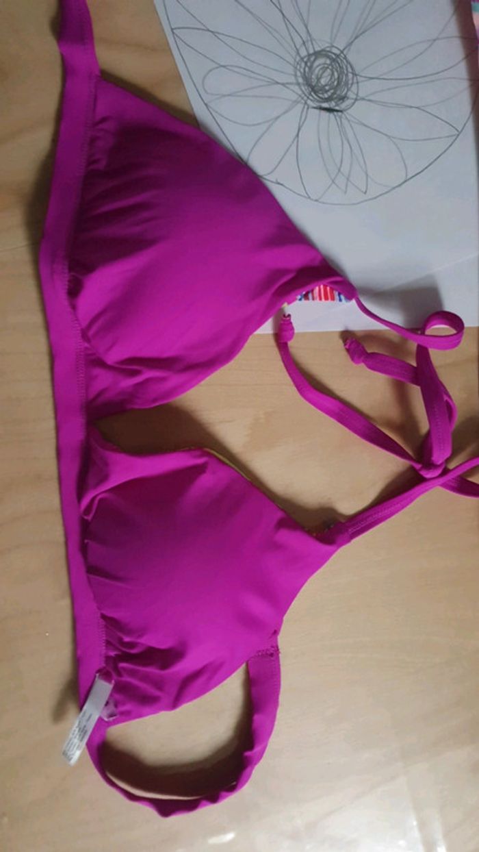2 hauts de maillot - photo numéro 2