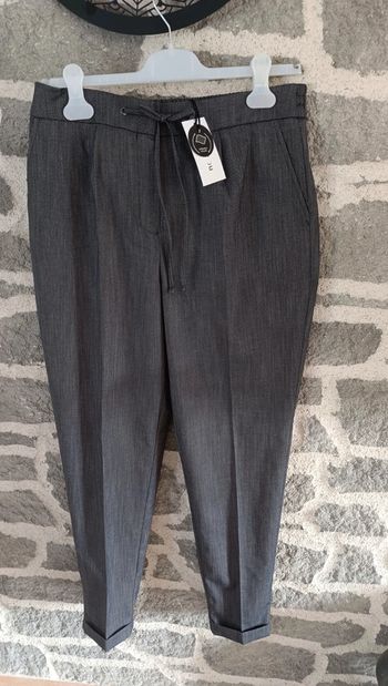 Pantalon souple taille 40 neuf