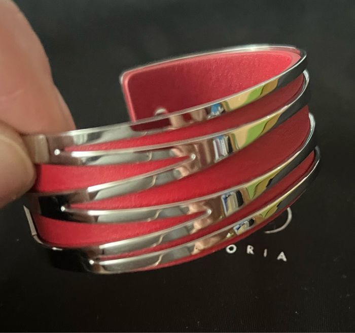 Bracelet Acier inoxydable Cuir Rouge VICTORIA - Diam 65 - Neuf - photo numéro 3