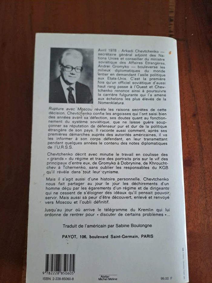 Livre Rupture avec Moscou, Arkadi Chevtchenko - photo numéro 2