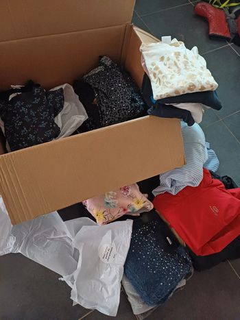 Lot surprise fille 9/10 ans