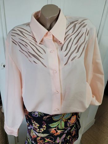 Chemise rose, taille 48/50