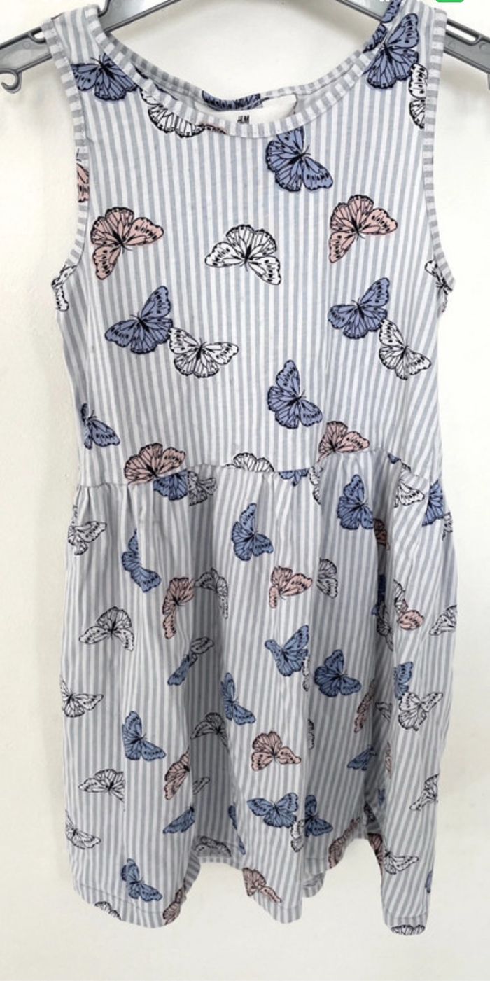 Robe H&M T 134/140 (9/10 ans) avec papillons - photo numéro 4