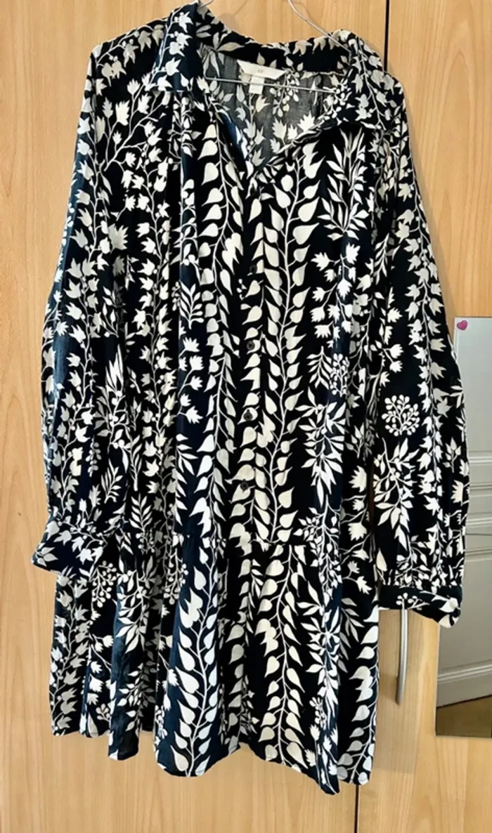 Superbe robe Noire et blanche/creme, taille XL - photo numéro 2