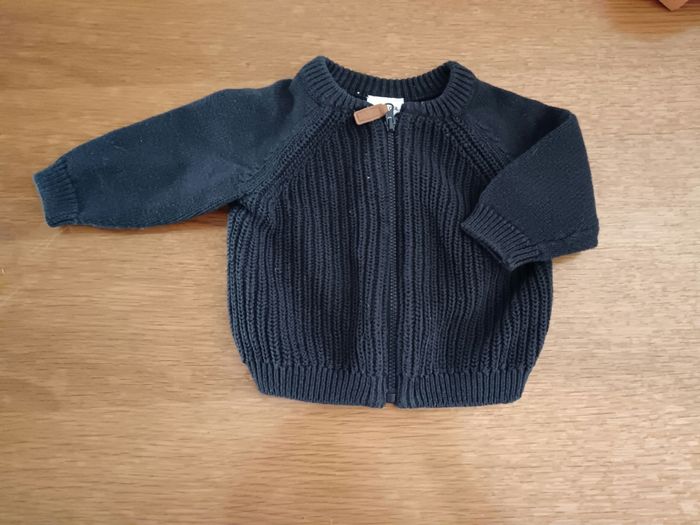 5 gilets et 2 pulls - photo numéro 8