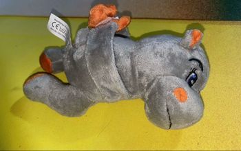 Peluche qui s’attache