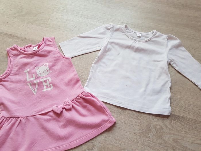 Robe et T shirt 6 mois