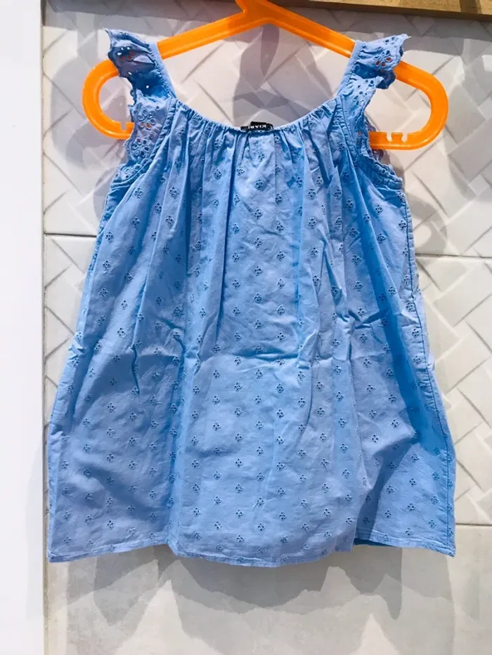 Robe 24 mois broderie kiabi - photo numéro 4