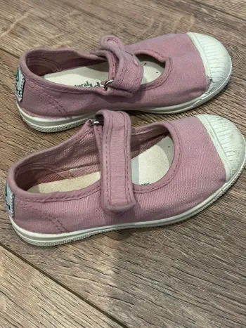 Chaussure en toile