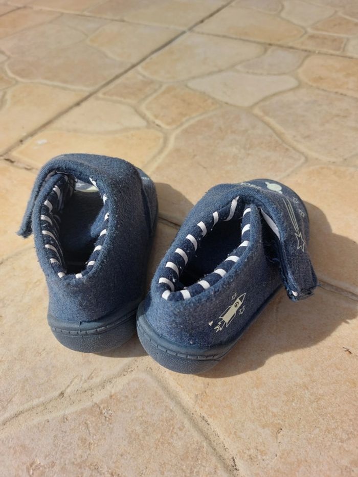 Chaussons bébé Carrefour T.21 - photo numéro 3