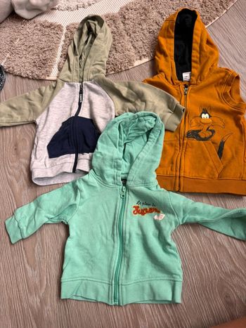 Lot 3 vestes 6 mois