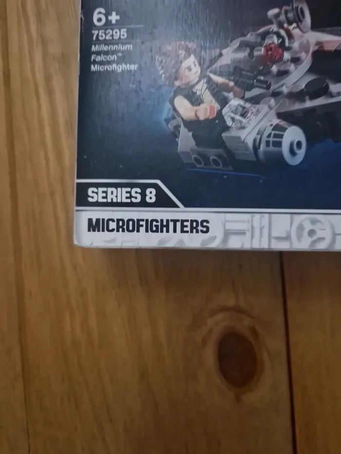 Lego 75295 microfighters falcon millénnium - photo numéro 3