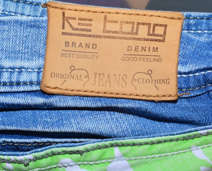pantacourt jeans bleu et blanc taille 34 taille basse - photo numéro 3