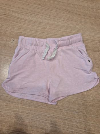 Short 3 ans