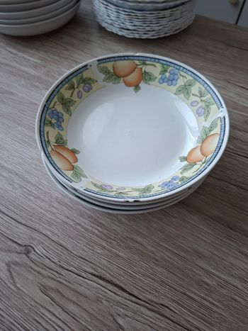 Lot de 4 assiettes creuse à motifs