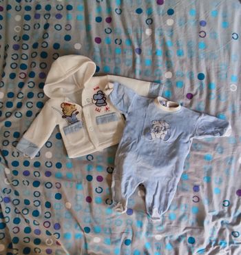 Lot pyjama une pièce velours/veste