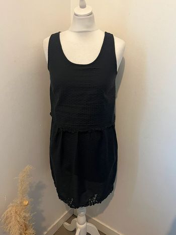 Robe noire icode XS comme neuve