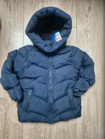 Doudoune okaidi bleu foncée 6 ans neuve avec étiquette