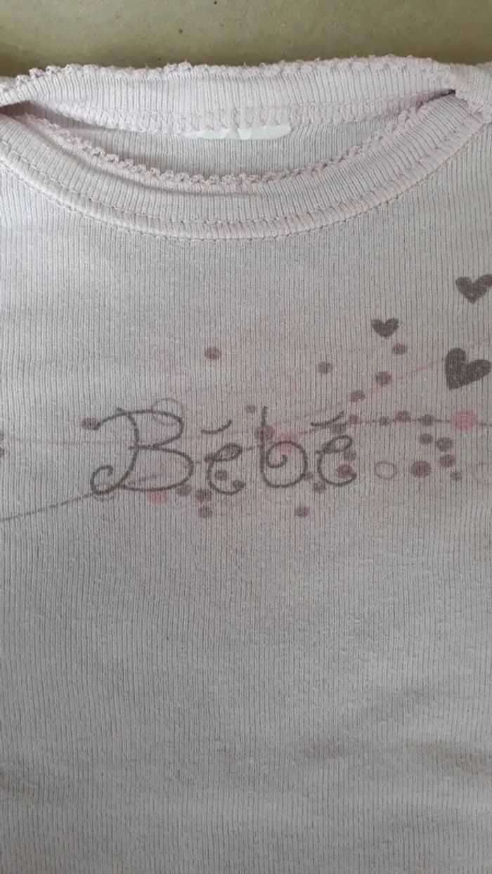 Lot 5 Bodys ML 12 Mois - photo numéro 6