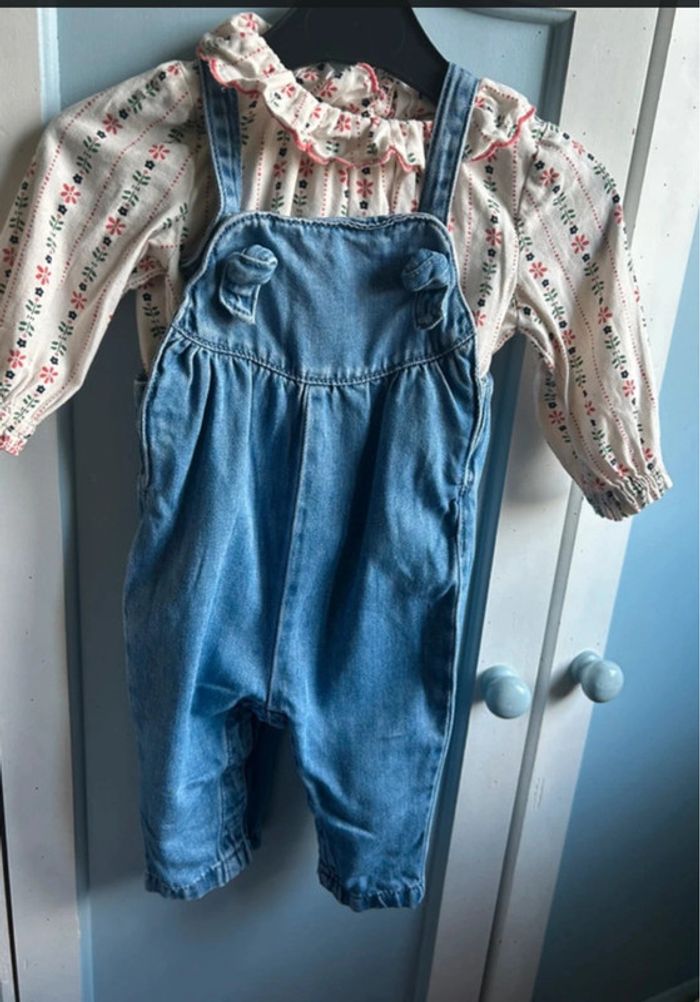 🌼 Ensemble salopette jean & chemise fleurie – 12 mois – Tape à l’œil 👶 - photo numéro 2