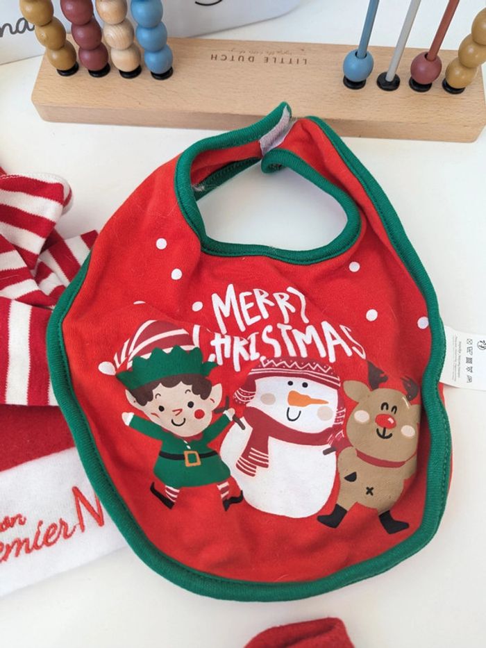 Ensemble noël 1 mois parfait état - photo numéro 4
