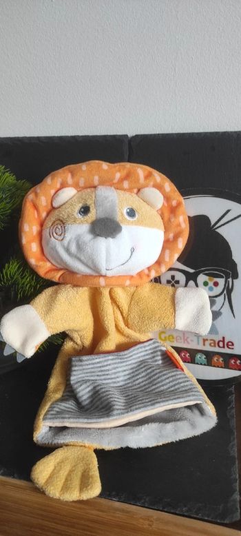 doudou marionnette lion haba orange jaune gris rayé rayure spirale Blandine