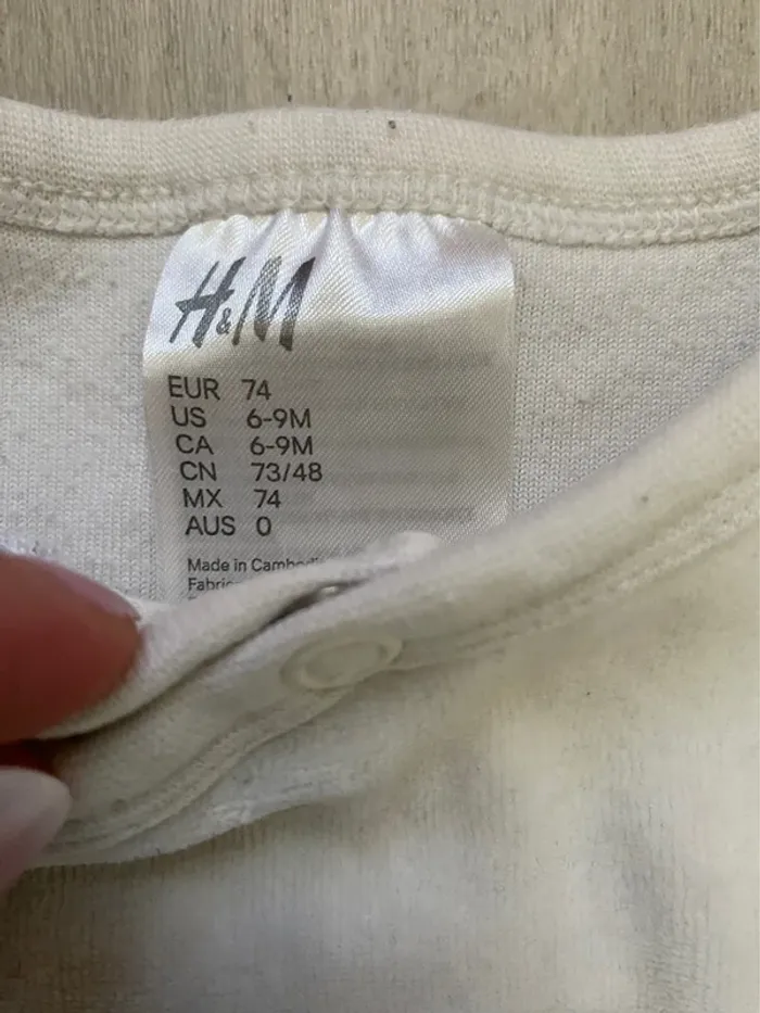 Pyjama velours H&m 9 mois - photo numéro 2