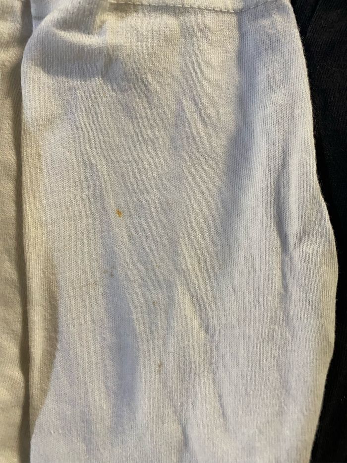 Lot de 38 vêtements garçon taille 5 ans plusieurs marques - photo numéro 5