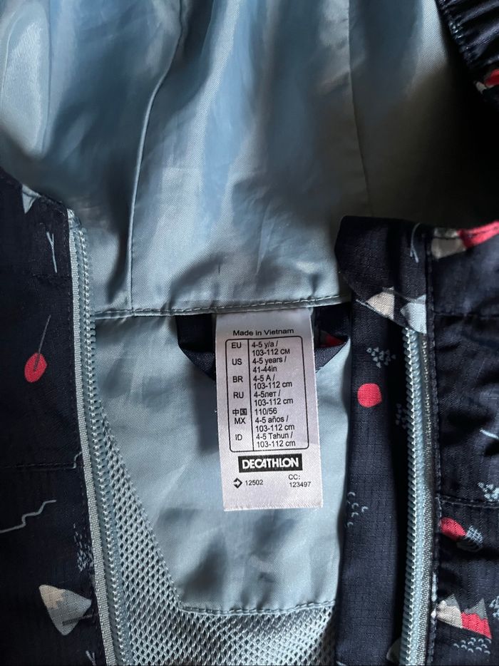 Veste imperméable quechua/ bleu marine taille 4-5ans mixte - photo numéro 2