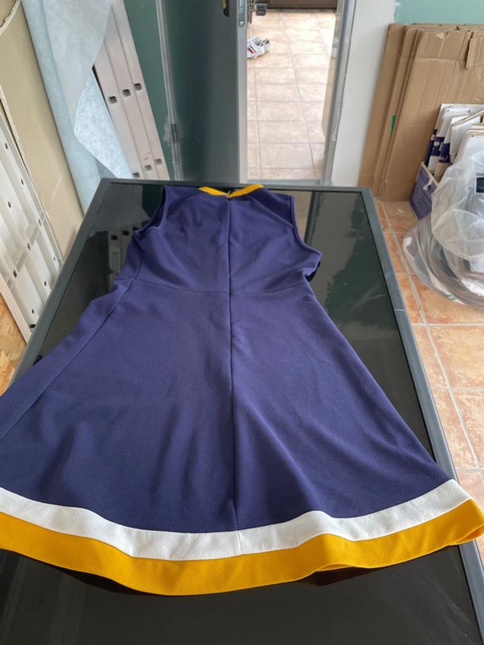 Très belle robe de la marque Shein en taille L - photo numéro 9
