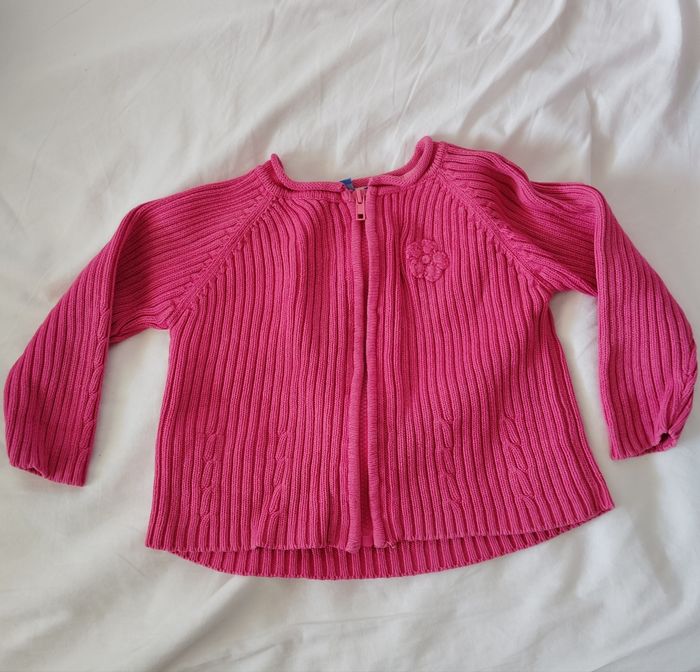 Lot de 5 gilets 18 mois - photo numéro 4