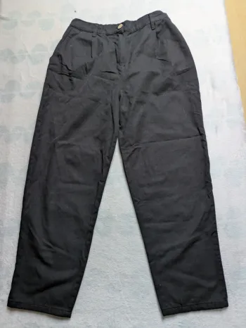 Pantalon noir taille L