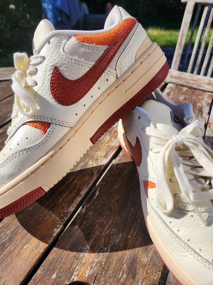 Nike Font Court - photo numéro 2