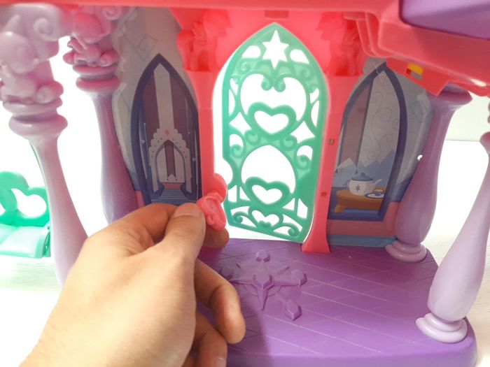 chateau my little poney + 3 petits poneys - photo numéro 5