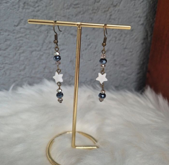 Boucles d’oreilles cristal et étoile blanche ✨🌟 #Bijoux #Étoile #Cristal - photo numéro 3